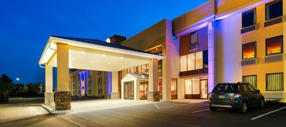 Ramada Limited Tannersville/Poconos, 坦纳斯维尔 — 照片 1
