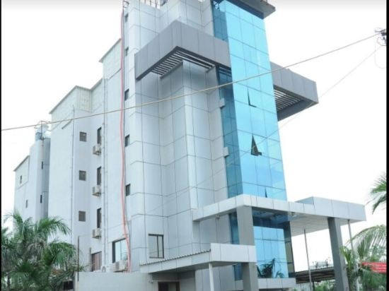 King's Kraft Hotel Ashirwad, 朱纳加德 — 照片 1