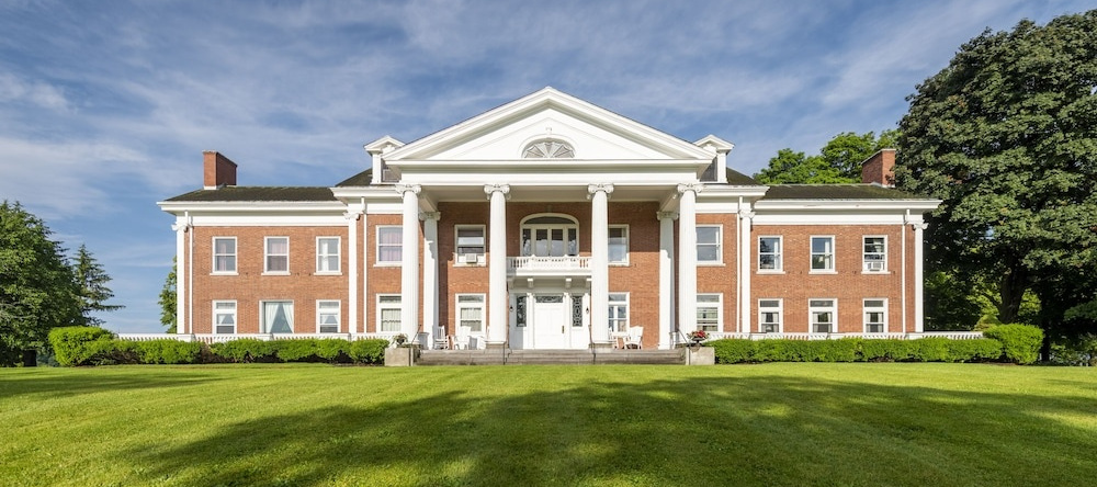 White Springs Manor a Belhurst Property, Geneva — photo 1