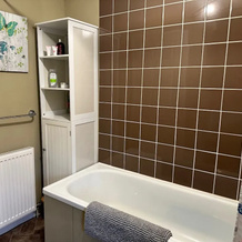 Llanidloes - Sleeps 7 - Parking - Pet Friendly, 拉尼德洛斯 — 照片 4