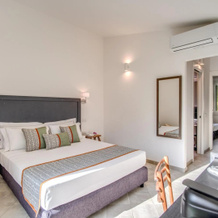 Cala Sinzias Resort, 卡斯蒂亚达斯 — 照片 2