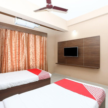 OYO 17106 Hotel Royal, Ullal — photo 2