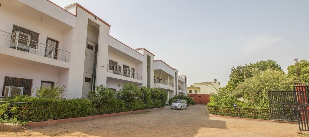 Aashirwad Guest House, Читракут — фото 1
