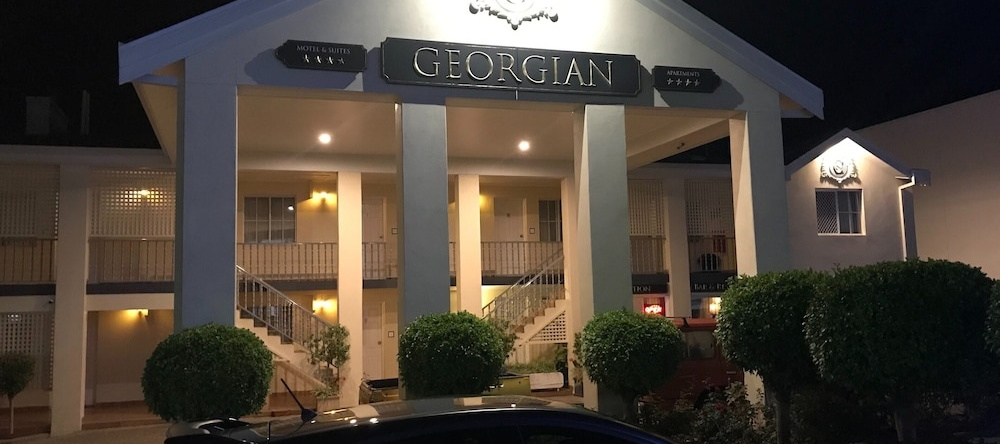 Comfort Inn & Suites Georgian, 奥尔伯里 — 照片 1