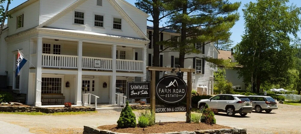"why Not" - A Gorgeous Designer Decorated West Dover Home Located Next To Mt Snow Golf Club And Ski Mountain 5 Bedroom Home by Redawning, 西多佛 — 照片 1