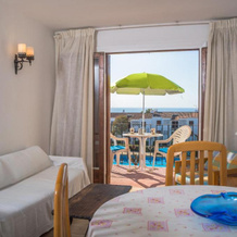 M-1 Calella De Palafrugell 4 Pax, 帕拉弗鲁赫尔 — 照片 4