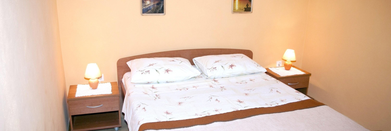 Apartment With one Bedroom in Prvic Luka, With Wonderful sea View, Fur, 普尔维奇卢卡 — 照片 1