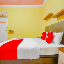OYO 90216 Kost Sanny, Prabumulih — photo 4