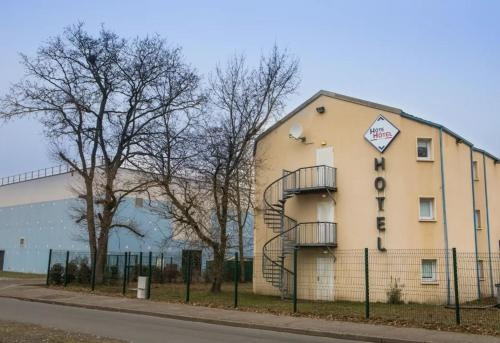 Ibis budget Rouen Cléon, Cleon — photo 1