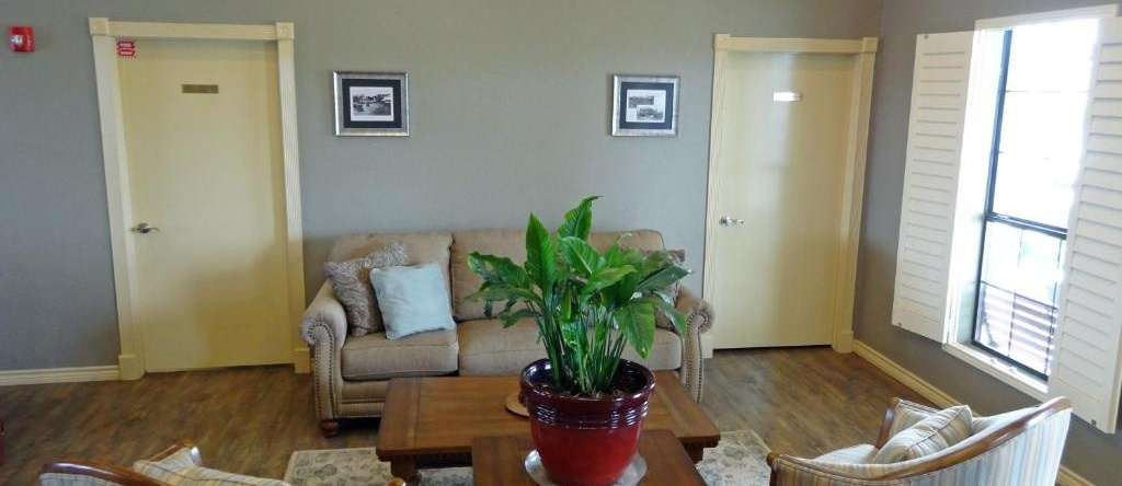 Kenedy Inn & Suites, Кенеди — фото 1