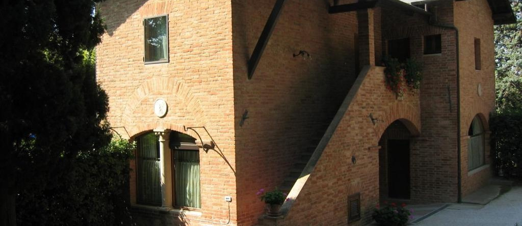 Villa Pambuffetti, 蒙特法尔科 — 照片 1