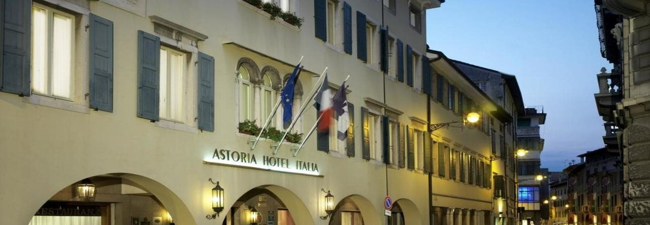 Astoria Hotel Italia, 乌迪内 — 照片 1