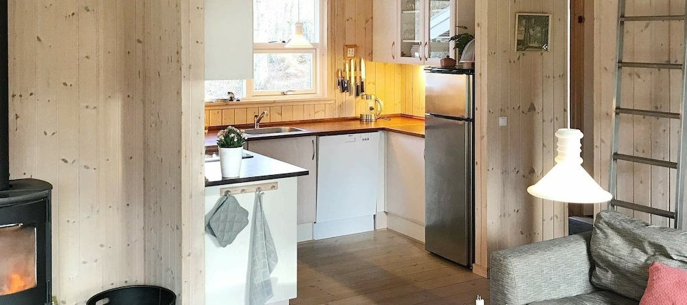 Refreshing Holiday Home in Glesborg With Terrace, Glesborg — photo 1