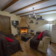 Romantic House for 2 or 4 People With Jacuzzi, Laroya — photo 4