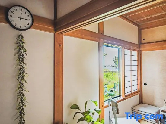 Sado Island Ocean View Kominka – Private Villa Annex, Sea Side Tsubaki, Садо — фото 1