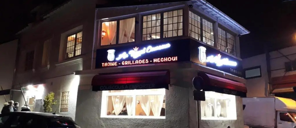 Hotel Aristide Vauban, 利夫里-加尔冈 — 照片 1