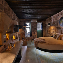 Eka Cave Maison, 艾瓦利 — 照片 3