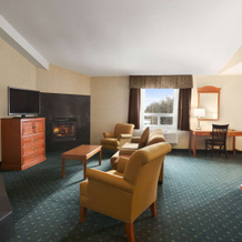Travelodge By Wyndham Strathmore, Стратмор — фото 3