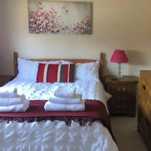 2-Bed House Sleeps 4 - Enclosed Garden - Tv & Wifi, Эймсбери — фото 5