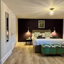 Holyland House - Greenacres Estates, 彭布罗克 — 照片 3