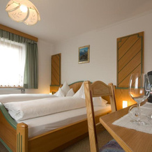 Hotel Zita, 特林斯 — 照片 2