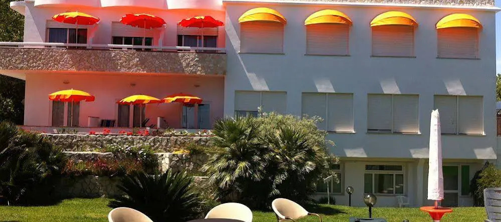 Hotel Capo Circeo, 圣费利切切尔切奥 — 照片 1
