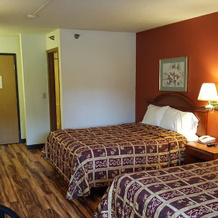 Rodeway Inn, Caseyville — photo 3