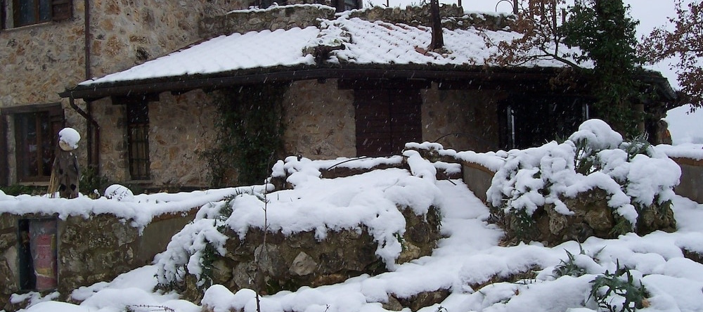 Volo Resort, Montecastrilli — photo 1