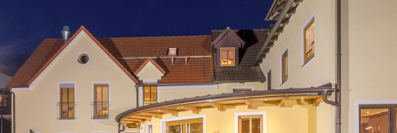 Landhotel Goldenes Kreuz, 莫斯巴赫 — 照片 1