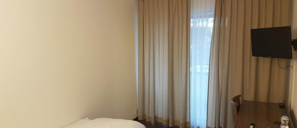 Hotel Bahnhof, Uzwil — photo 1
