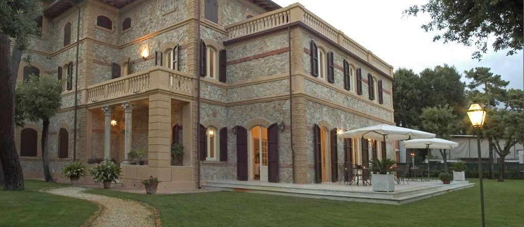 Villa Signori, 马里纳迪彼得拉桑塔 — 照片 1