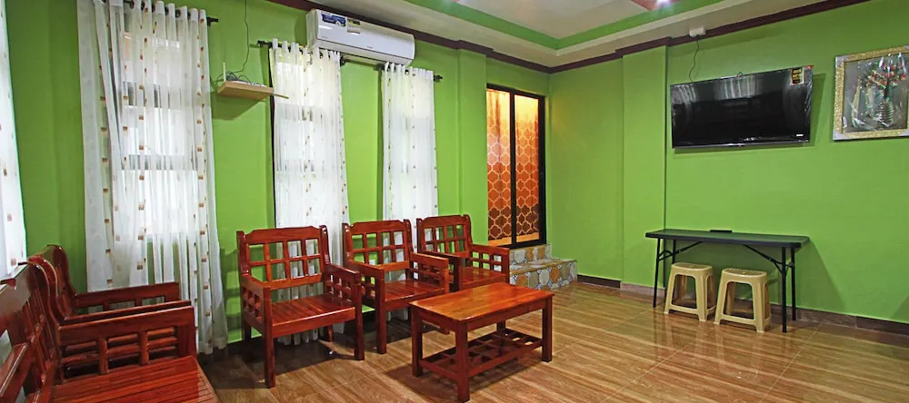Loboc Airbnb Traveller's Inn, Loboc — photo 1