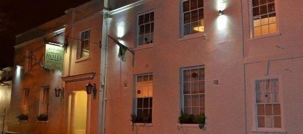The Antrobus Hotel, Эймсбери — фото 1