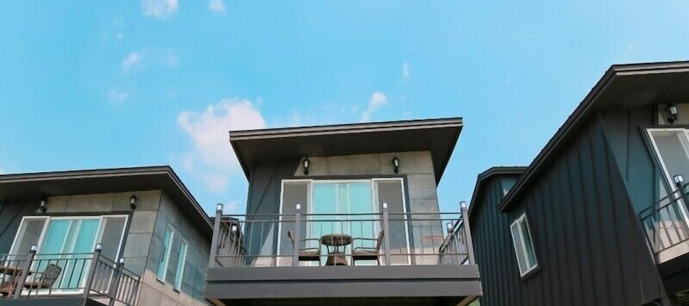 JNJ Village, Suncheon — photo 1