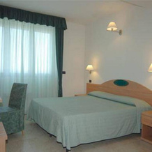 Hotel Ristorante Paradiso, 阿尔巴内拉 — 照片 4