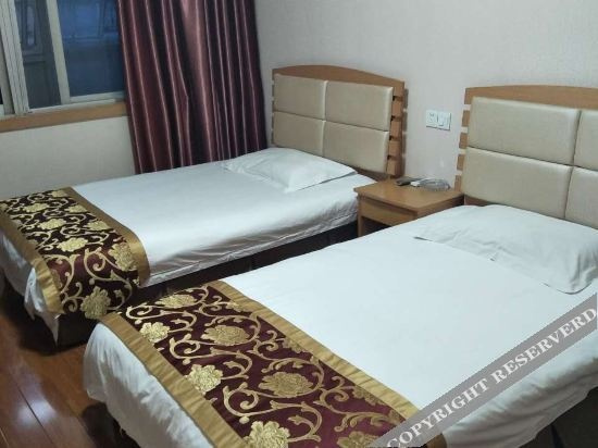 Fuyang Longjing Business Express Hotel, Цзунъян — фото 1