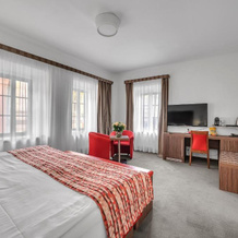 Nelly Kelly's Hotel, 特鲁特诺夫 — 照片 2