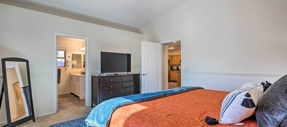 Avondale Home w/ Pool, 5 Mi to State Farm Stadium!, 埃文代尔 — 照片 1