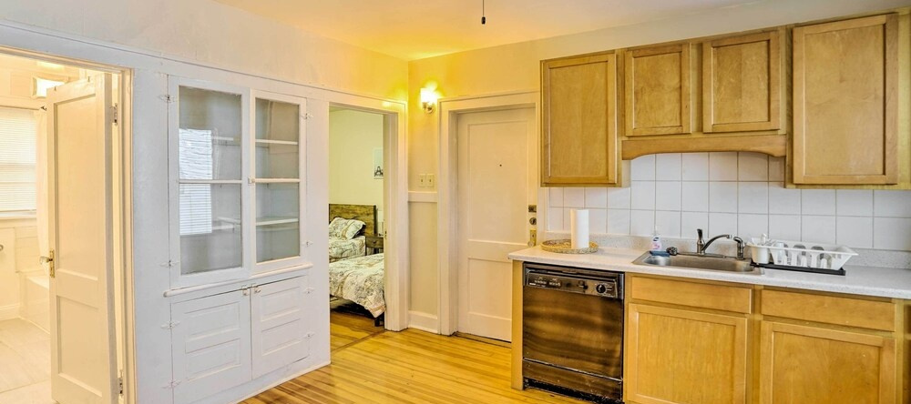 Charming Albany Retreat ~ 3 Mi To Downtown!, Олбани — фото 1