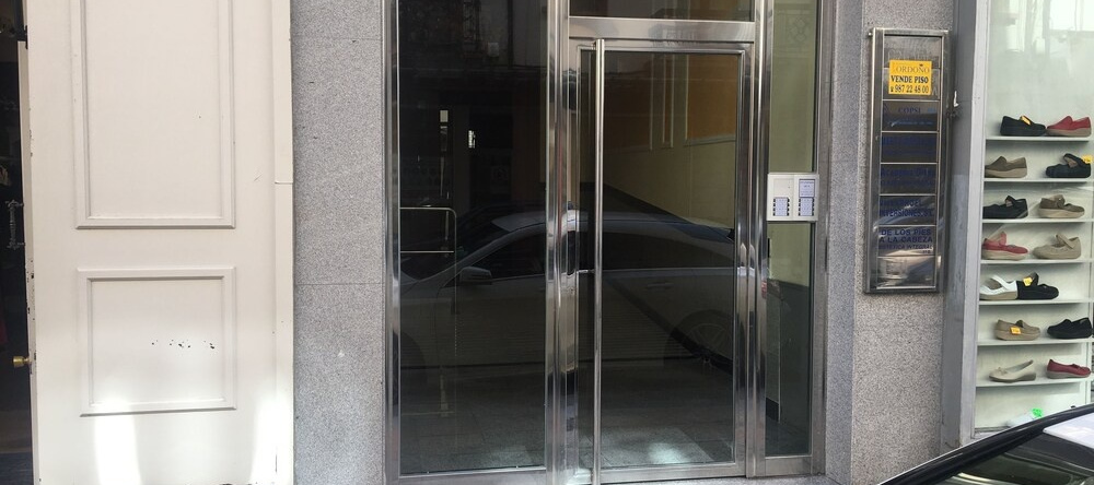 Apartamentos Gold G y C, Leon — photo 1