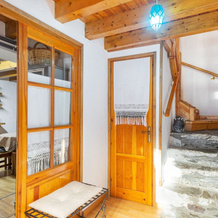 Captivating Mansion in Planolas With Balcony, 普拉诺莱斯 — 照片 3