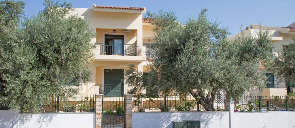 "New-Olivaholidayhomes - Boho Studio +Pool", Эгио — фото 1