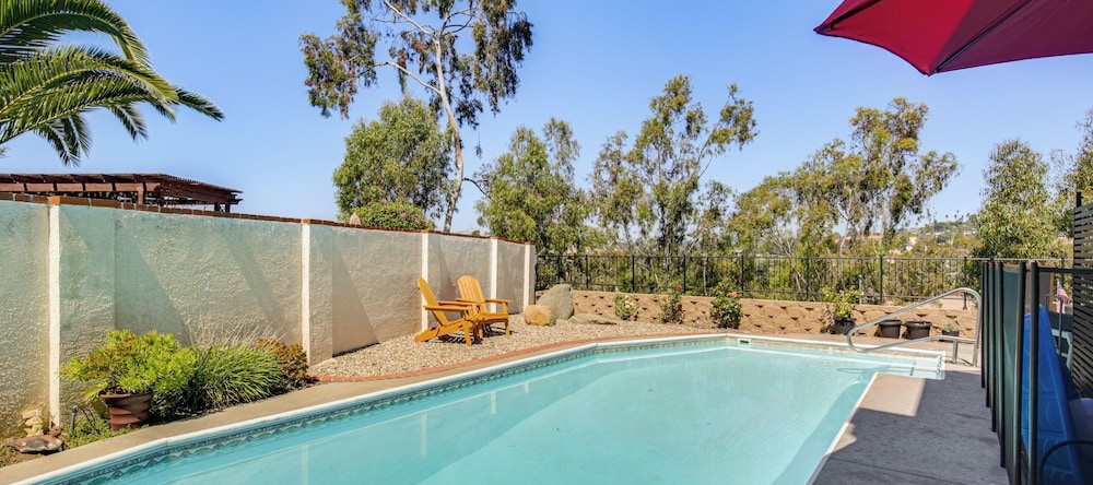 Hot Tub, Pool & Socal Sunsets: San Diego Area Home, Спринг-Вэлли — фото 1