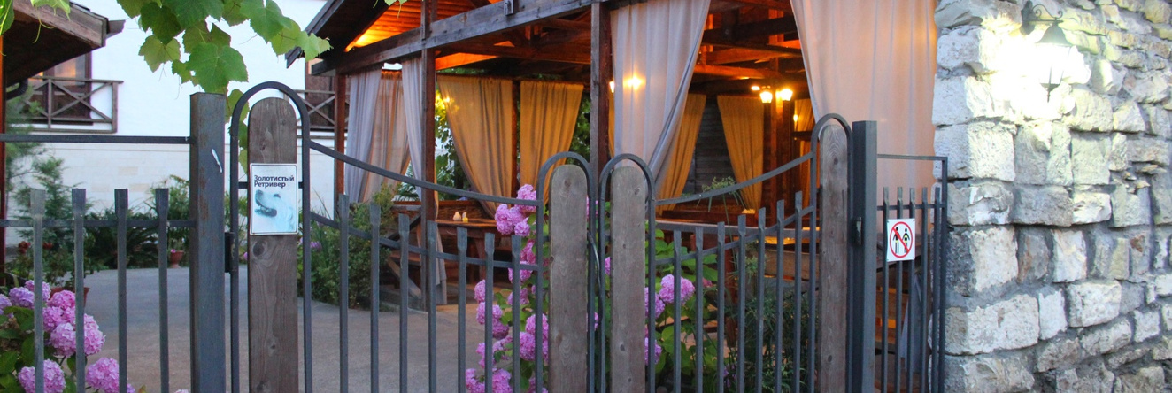 Alaku Hotel, Babushara — photo 1