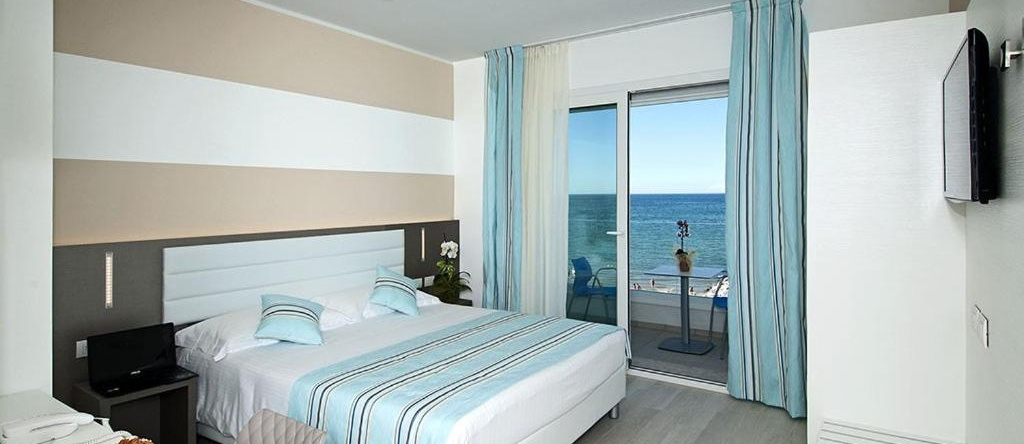 Lungomare Relax Residence  Hotel, Misano Adriatico — photo 1