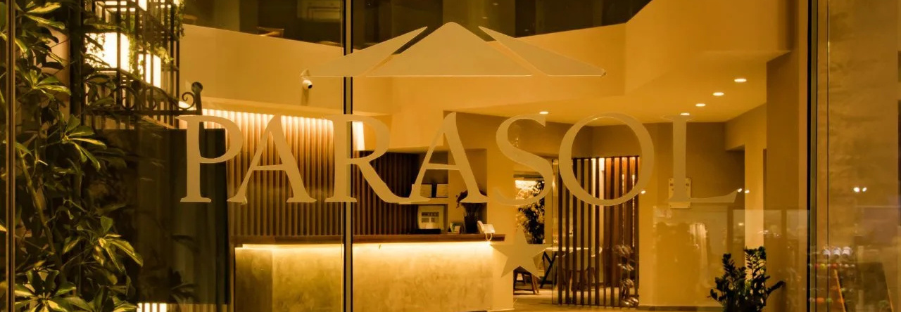 Parasol Luxury Hotel & Suites, 卡尔帕索斯 — 照片 1