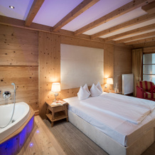 Post Alpina - Family Chalets Dolomites, 圣坎迪多 — 照片 4