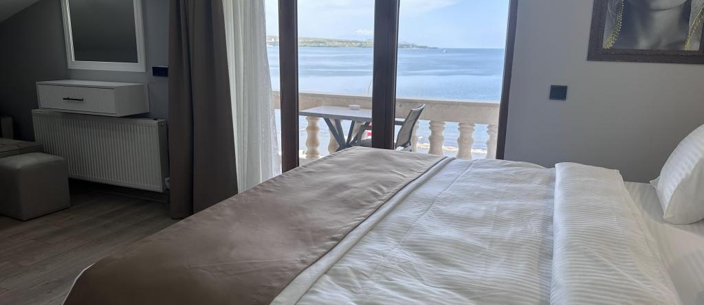 Beyaz Köşk Hotel & Cafe, 塔特万 — 照片 1
