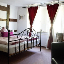 Hotel Herberge zur Traube, 巴特温普芬 — 照片 4