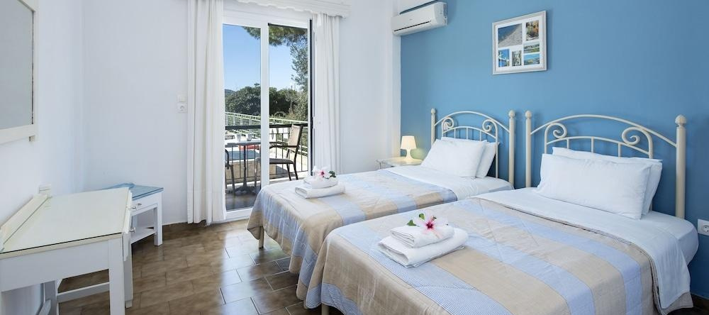 Marika Apartments & Annexe, Kassiopi — photo 1